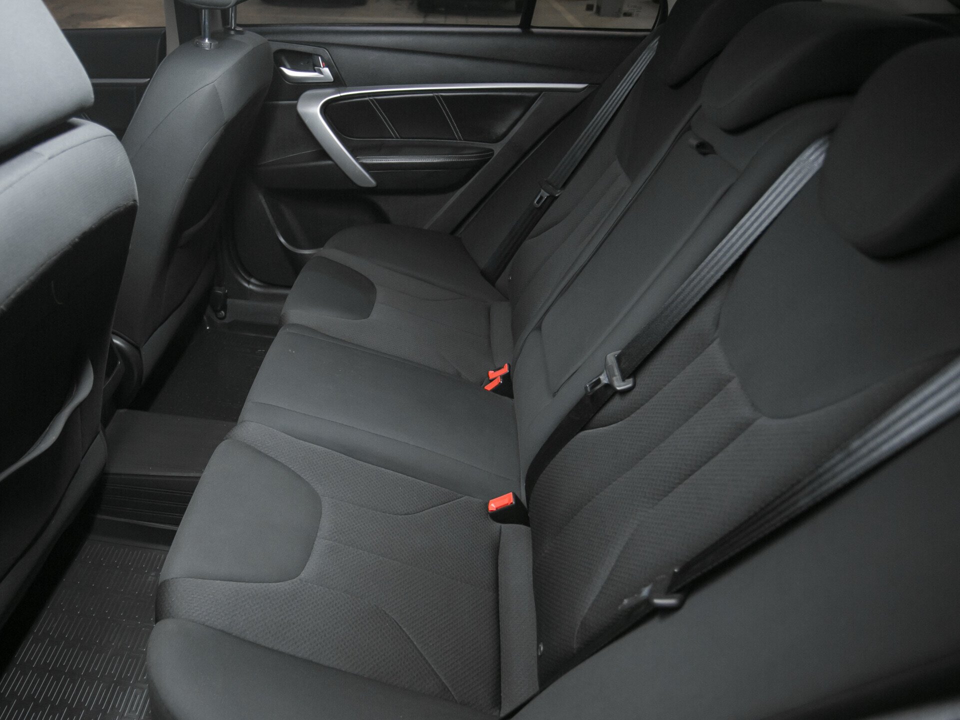 Geely Emgrand 7, I Рестайлинг 1.5 MT (103 л.с.)