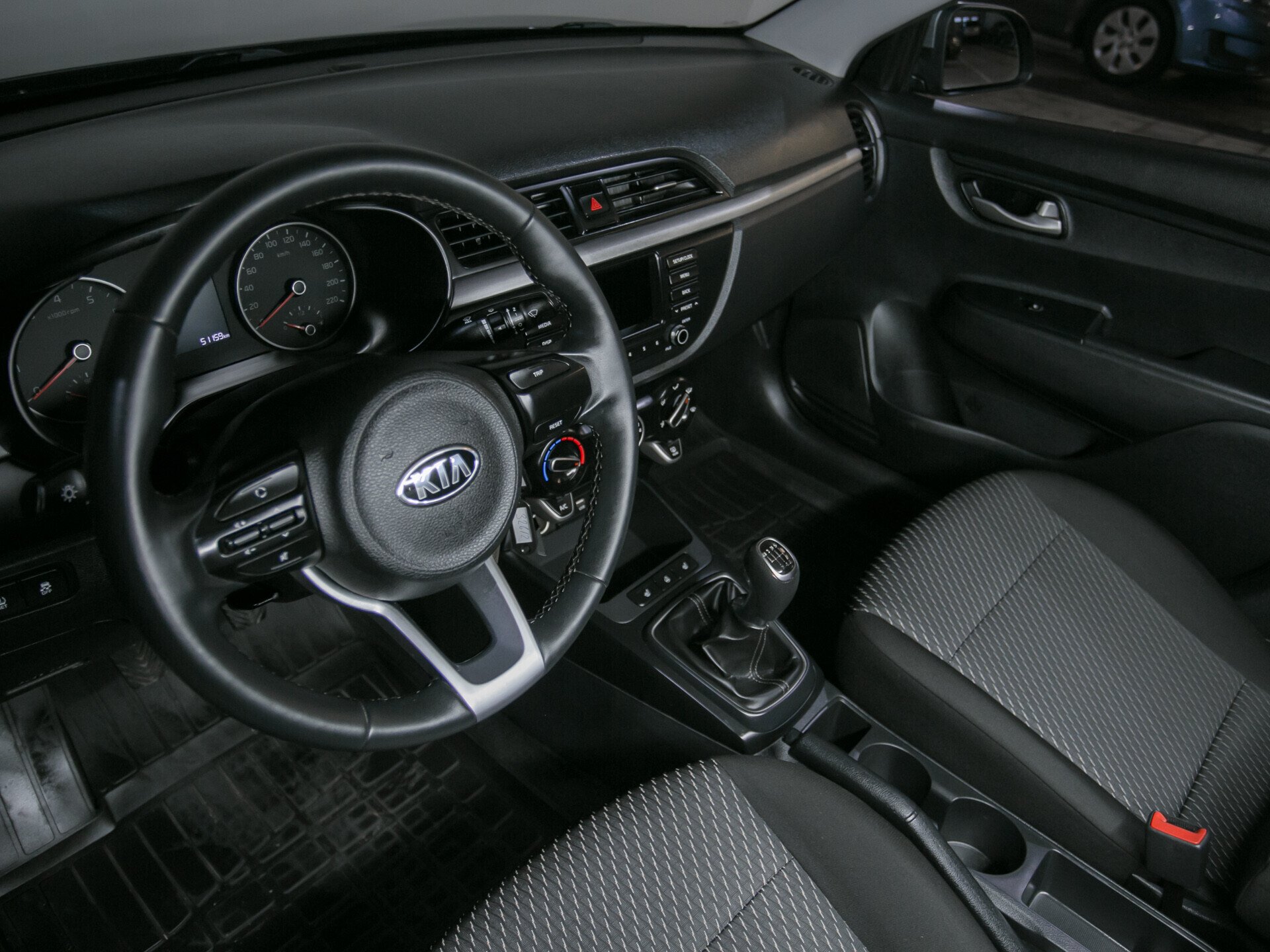 Kia Rio, IV 1.4 MT (100 л.с.)