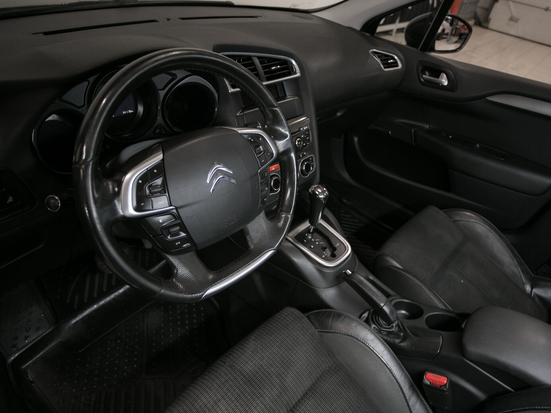 Citroen C4, II 1.6 AT (120 л.с.)