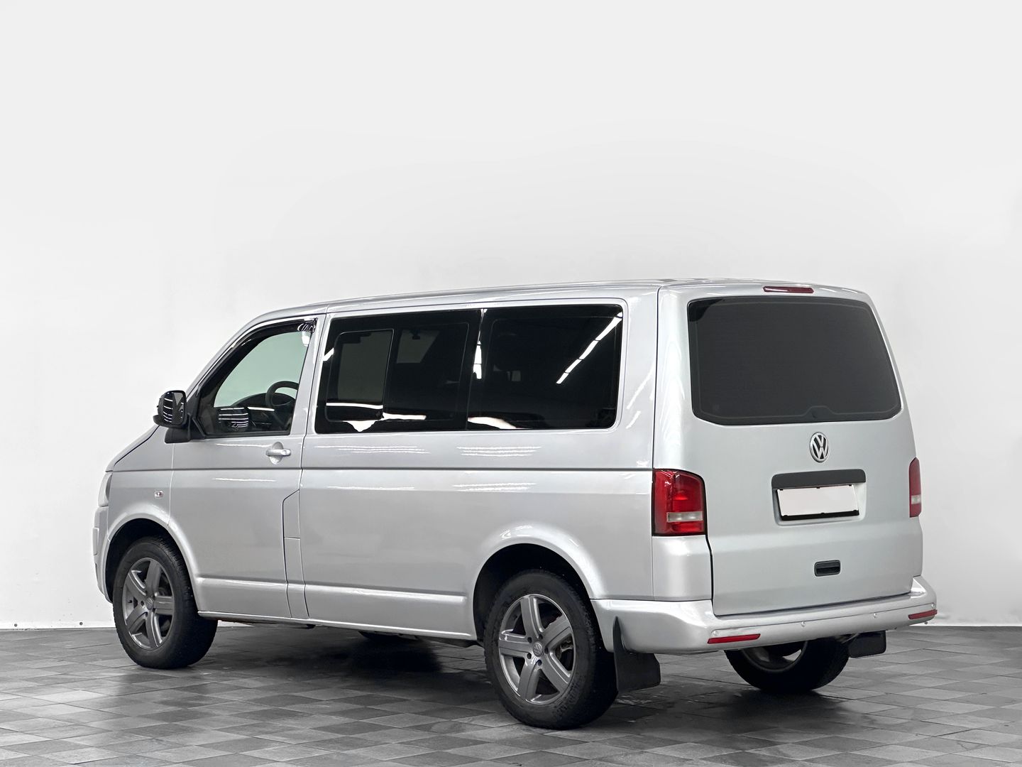 Volkswagen Caravelle, T5 Рестайлинг 2.0d MT (140 л.с.)