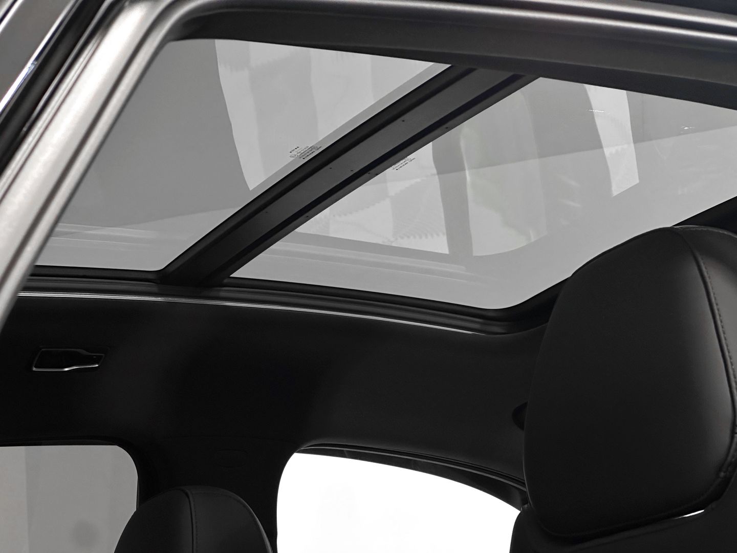 Geely Tugella, I Рестайлинг 2.0 AT (238 л.с.) 4WD