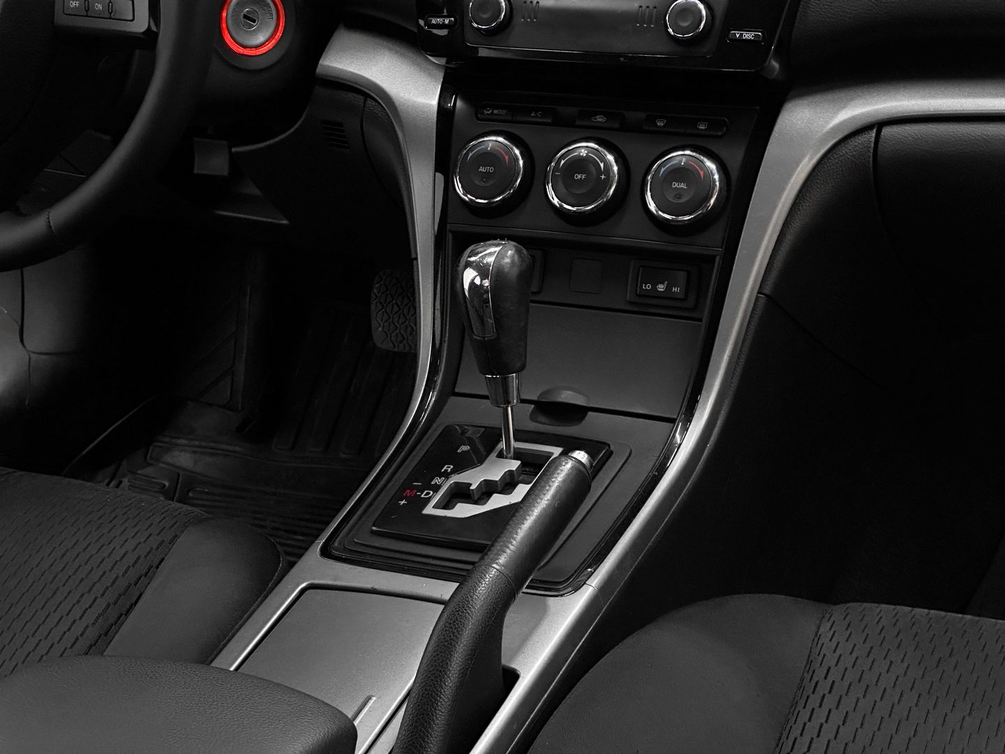Mazda 6, II (GH) Рестайлинг 2.0 AT (147 л.с.)