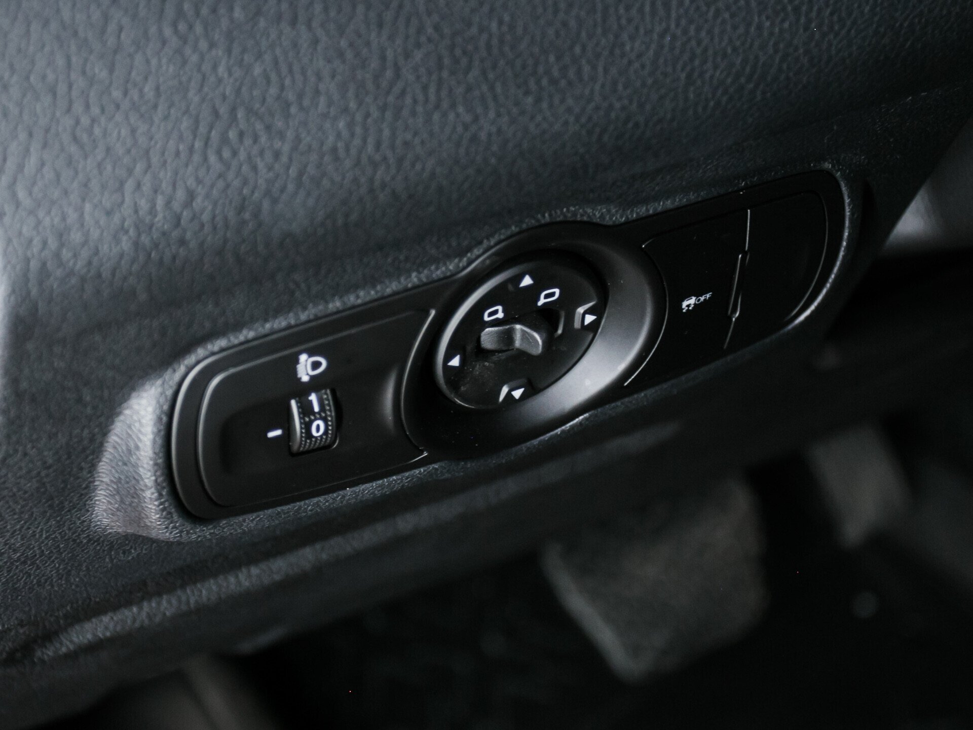 Chery Tiggo 4, I Рестайлинг 2.0 CVT (122 л.с.)