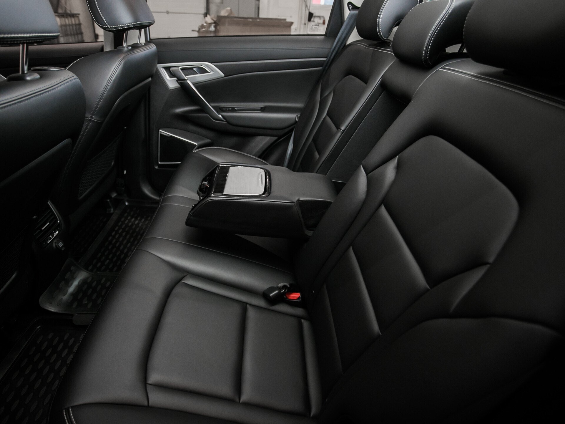Geely Atlas, I 2.4 AT (149 л.с.) 4WD