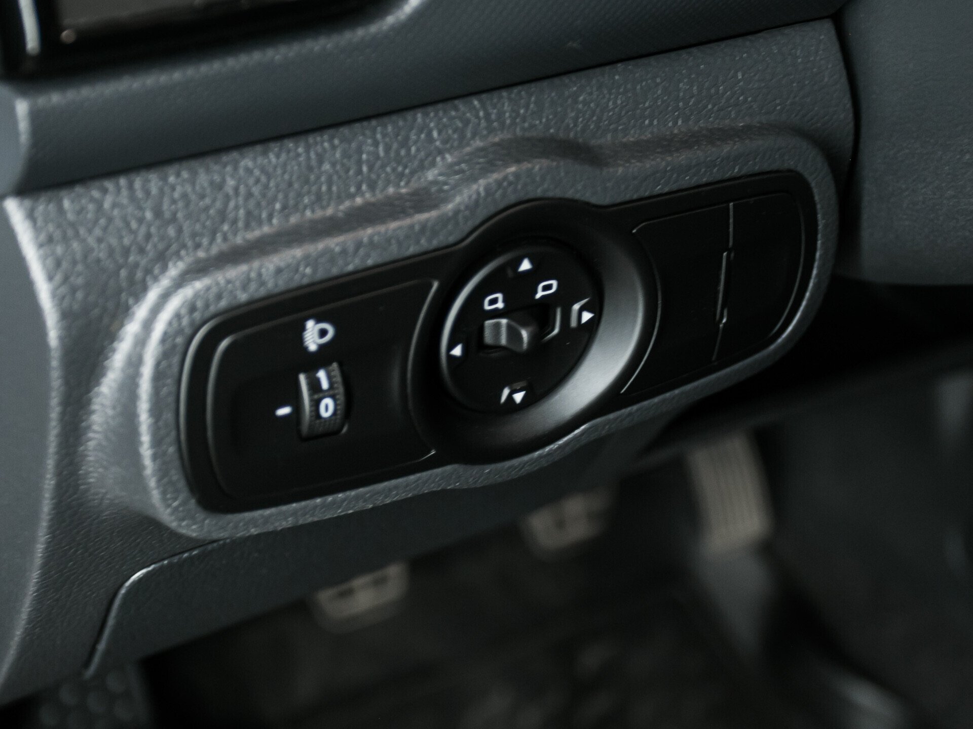 Chery Tiggo 3, I 1.6 MT (126 л.с.)