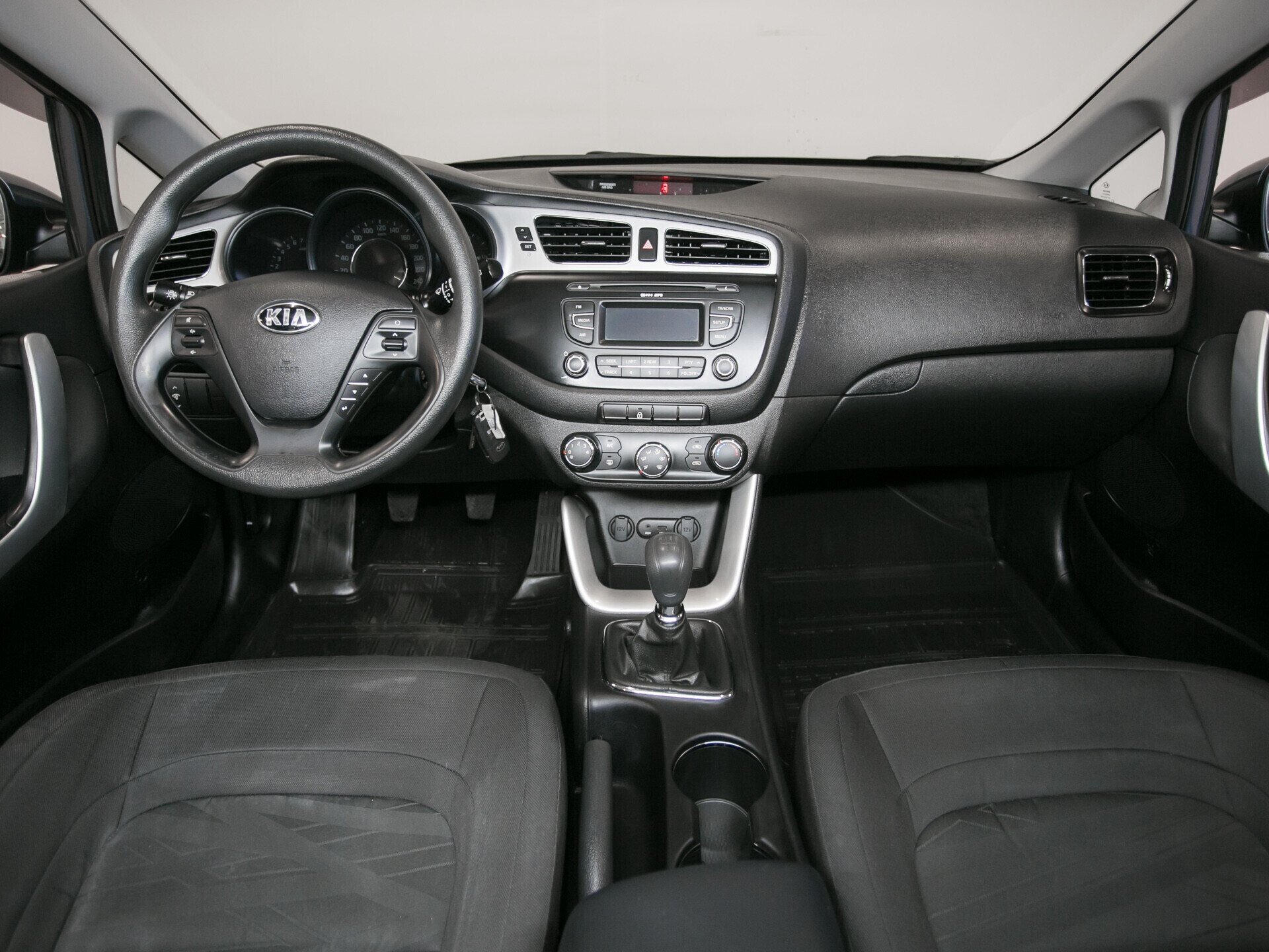 Kia Ceed, II 1.4 MT (100 л.с.)