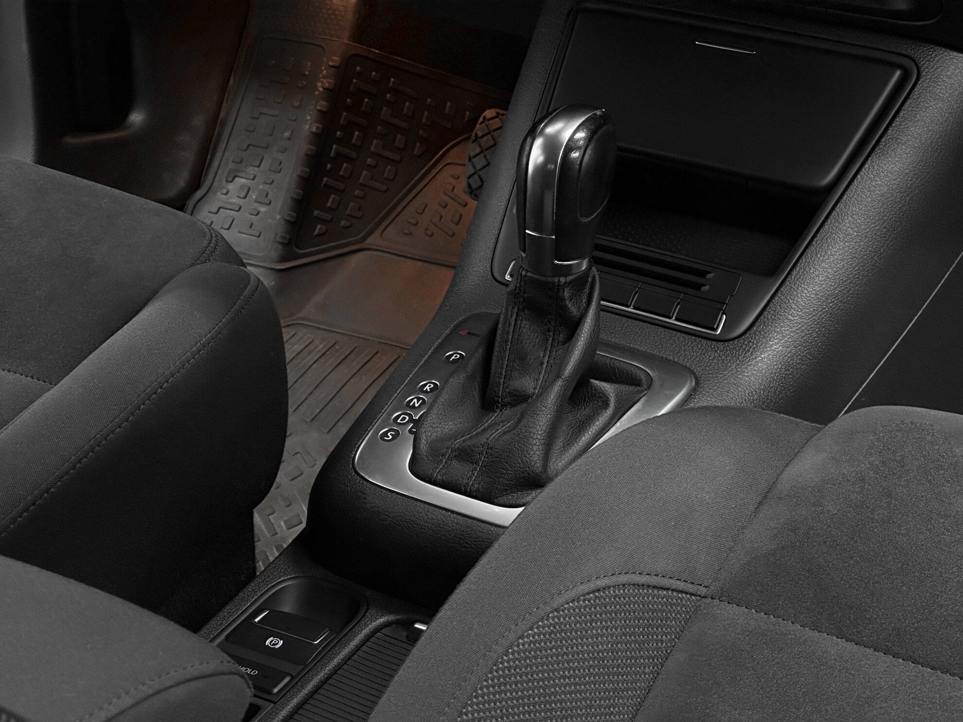 Volkswagen Tiguan, I Рестайлинг 2.0 AT (170 л.с.) 4WD