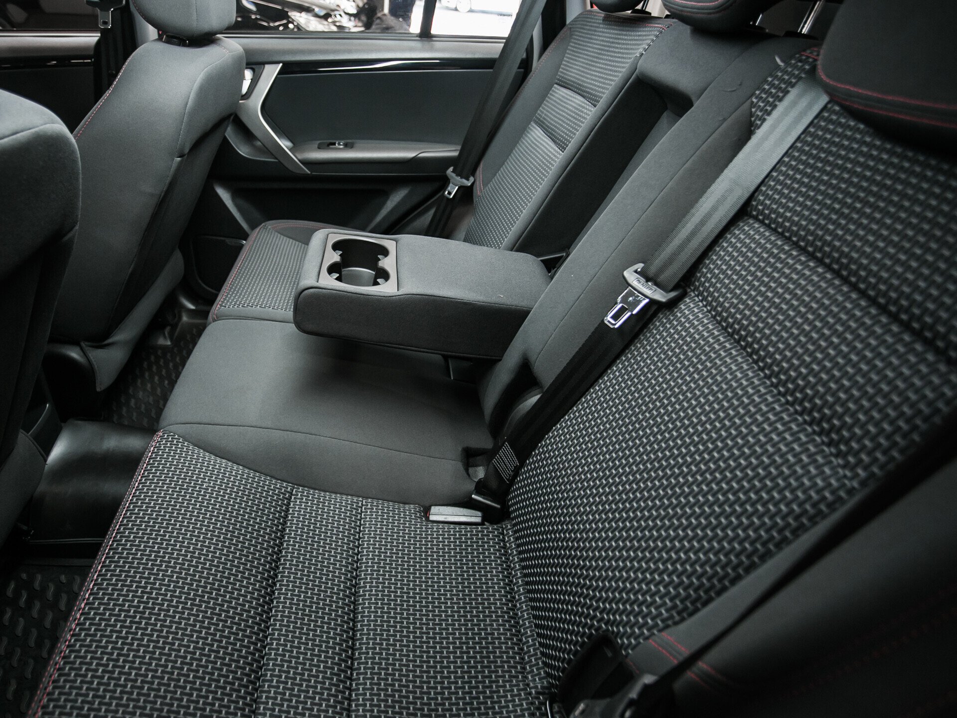 Chery Tiggo 3, I 1.6 MT (126 л.с.)