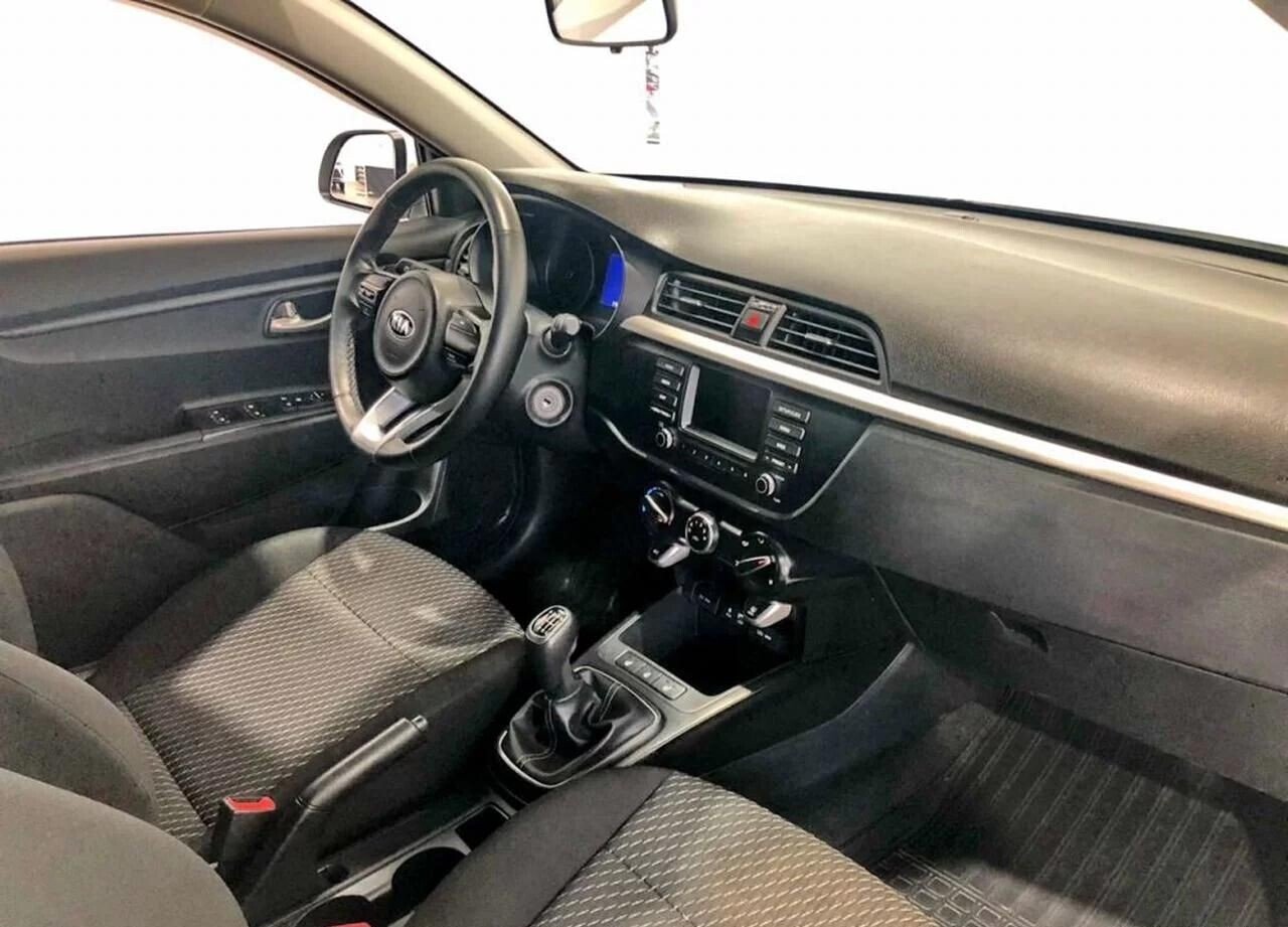 Kia Rio, IV X-Line 1.6 MT (123 л.с.)
