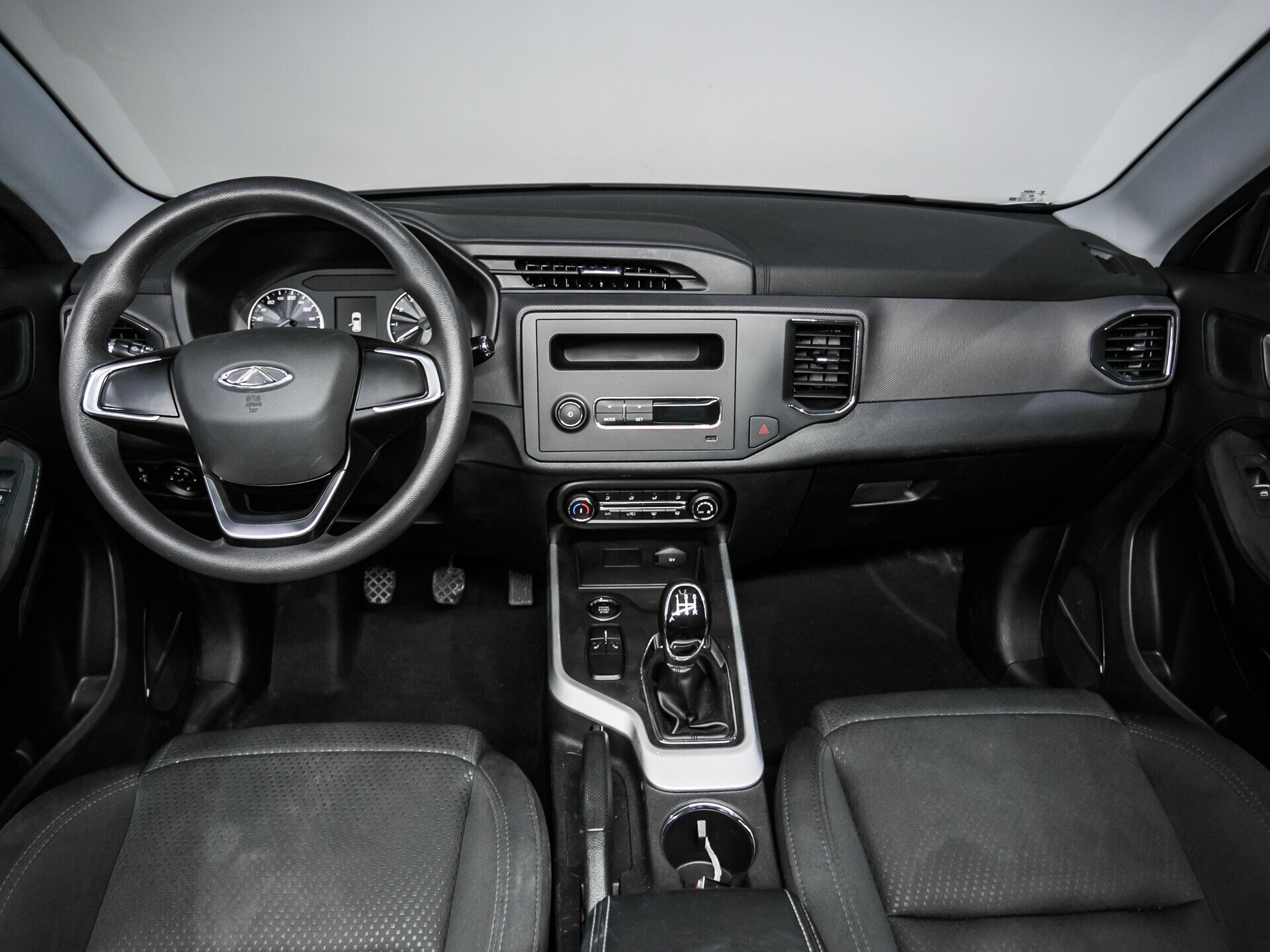 Chery Tiggo 4, I Рестайлинг 1.5 MT (113 л.с.)